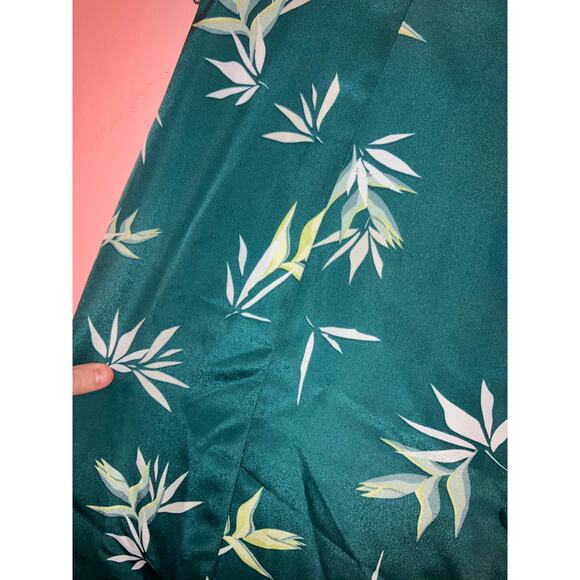 NWOT The Limited Green Tropical Button Front Dress Large Petite Vacation - Picture 2 of 3